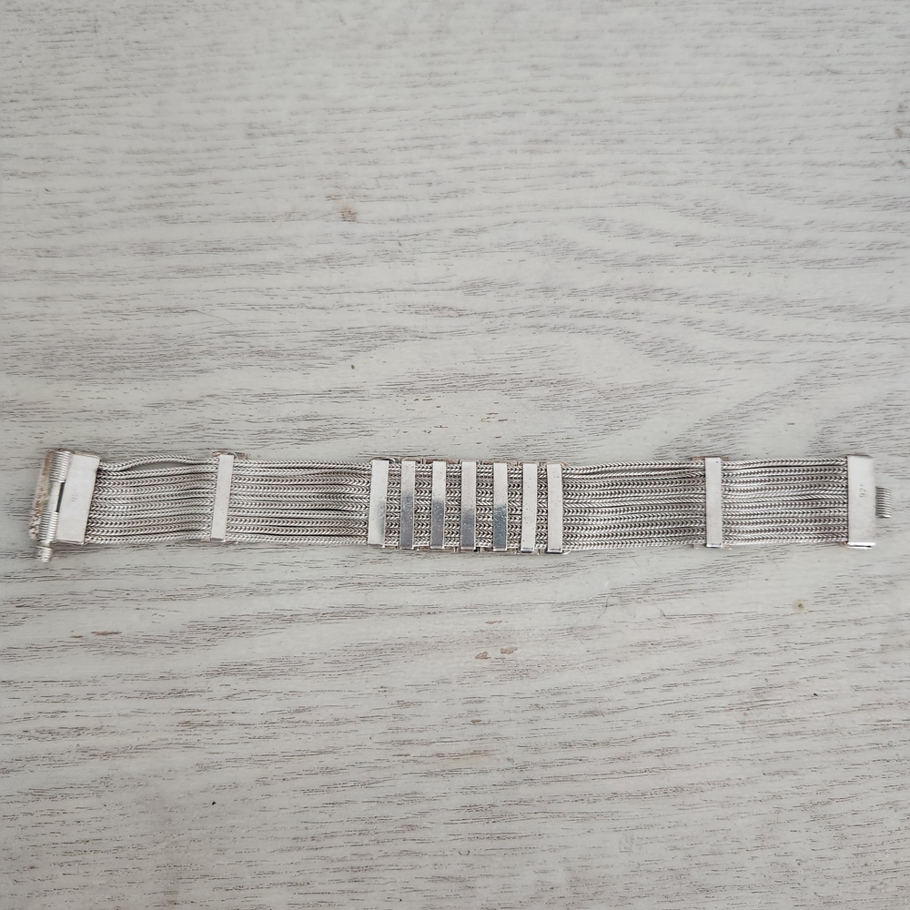 Intricate Bali Style Silver Bracelet with Blue Accent Stones - Picture 9 of 10
